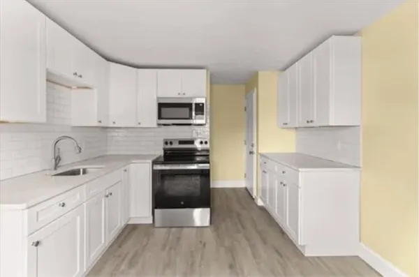 $3,000 | 29 St Casimir Avenue, Unit 1, Brockton, MA 02302