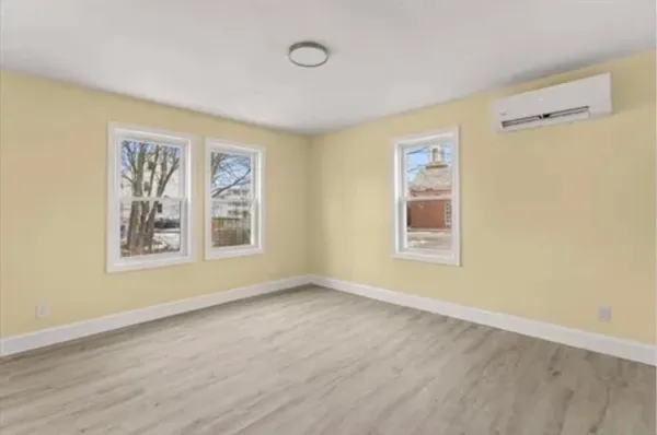 $3,000 | 29 St Casimir Avenue, Unit 1, Brockton, MA 02302