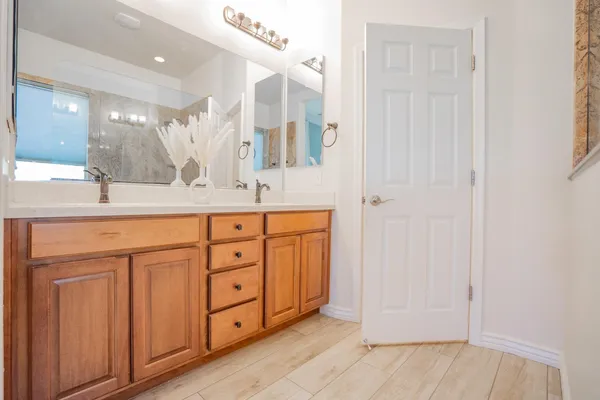 $2,795 | 17564 West Verdin Road, Goodyear, AZ 85338