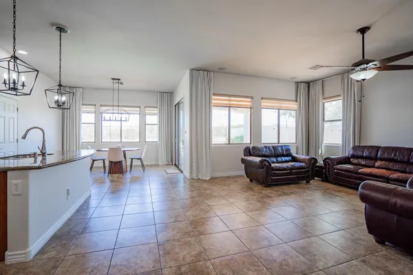 $2,795 | 17564 West Verdin Road, Goodyear, AZ 85338