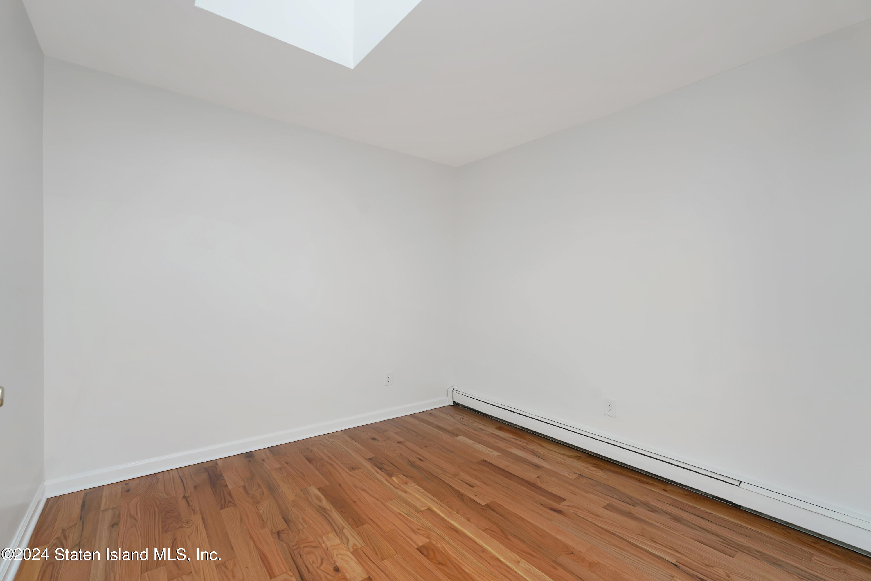 51 Racal Court Staten Island, NY 10314 - Photo 16 of 42 16 3RD FL BEDROOM