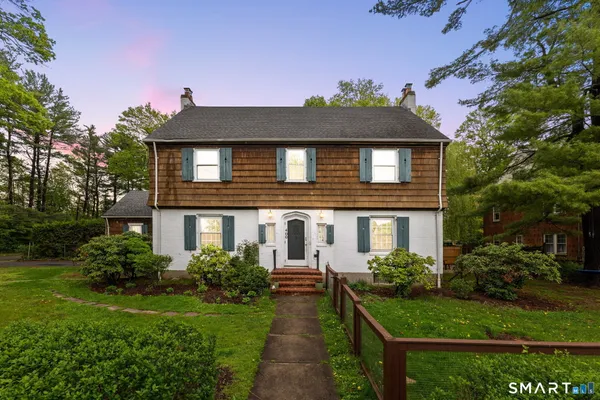 $5,000 | 400 Quaker Lane North, West Hartford, CT 06119
