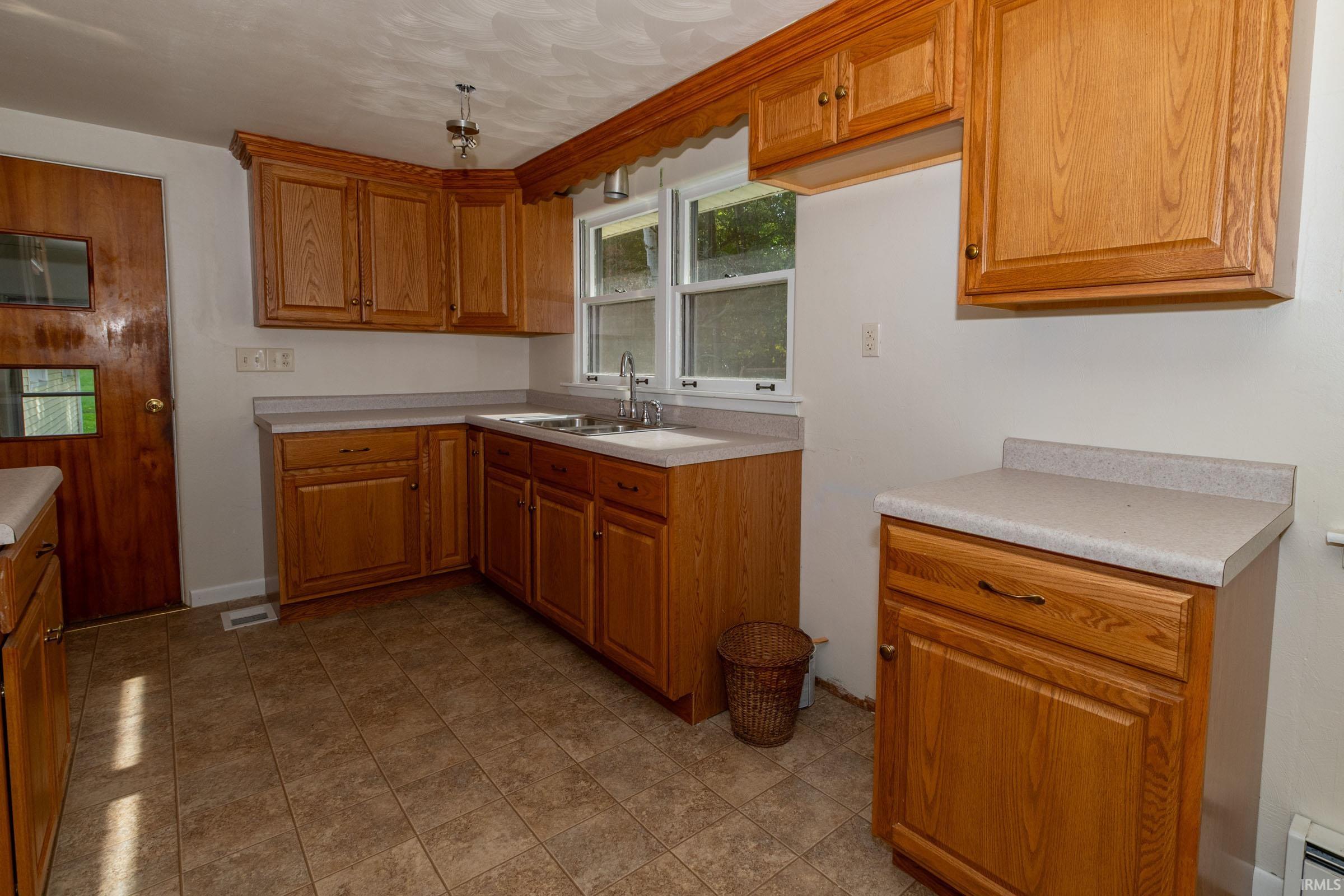 16988 New Road Bremen, IN 46506 - Photo 12 of 34