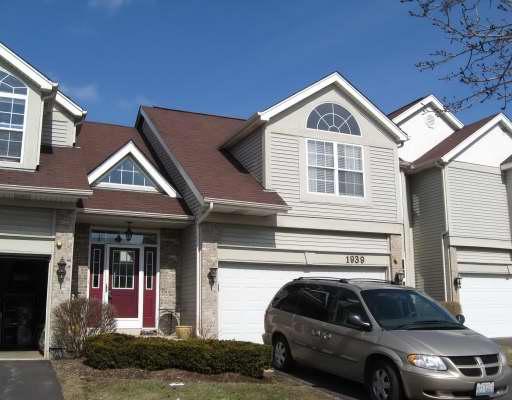 1939 Tamahawk Lane, Unit 1939 Naperville, IL 60564 - Photo 1 of 1