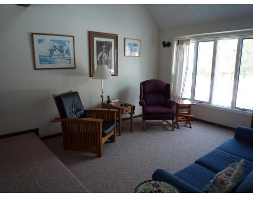 190 Irondequoit Road Franklin, MA 02038 - Photo 9 of 24 Gallery Image 9