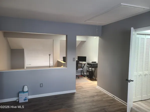 $1,800 | 430 Widgeon Drive, Hampstead, NC 28443