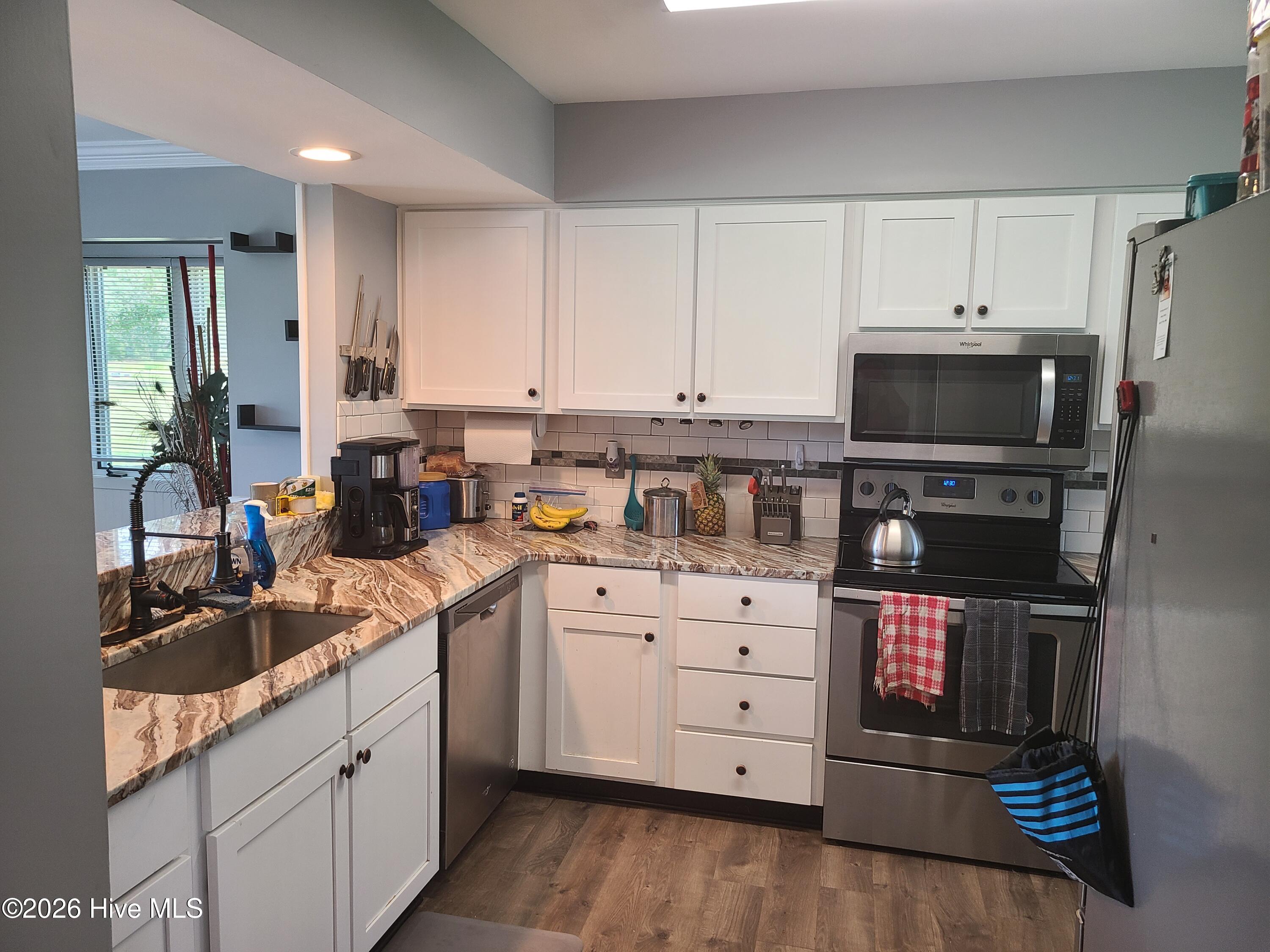 430 Widgeon Drive Hampstead, NC 28443 - Photo 7 of 20 w430.7