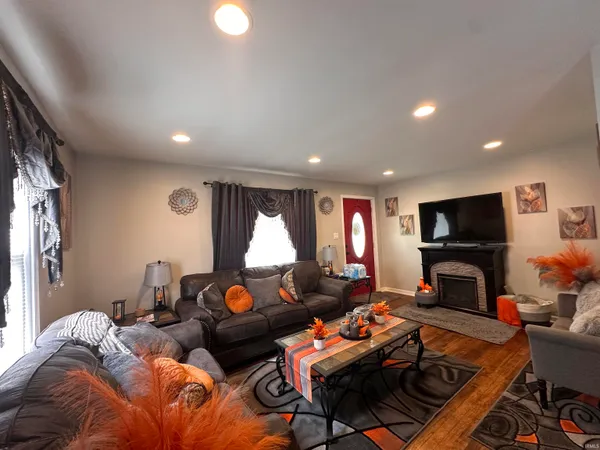 $144,900 | 1907 Oakland Avenue, Evansville, IN 47711