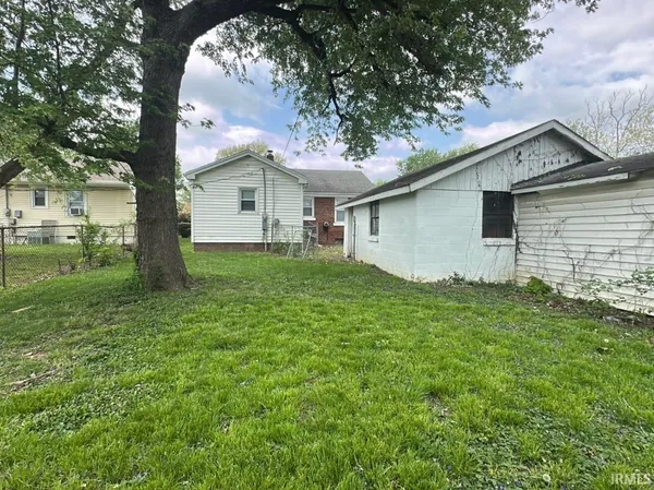 $144,900 | 1907 Oakland Avenue, Evansville, IN 47711
