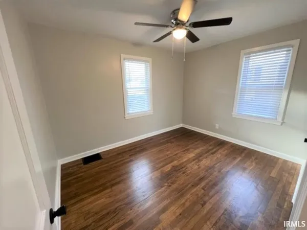 $144,900 | 1907 Oakland Avenue, Evansville, IN 47711