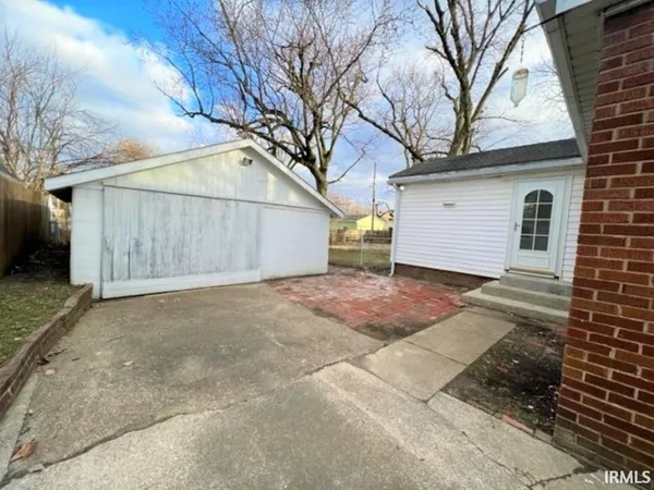 $144,900 | 1907 Oakland Avenue, Evansville, IN 47711