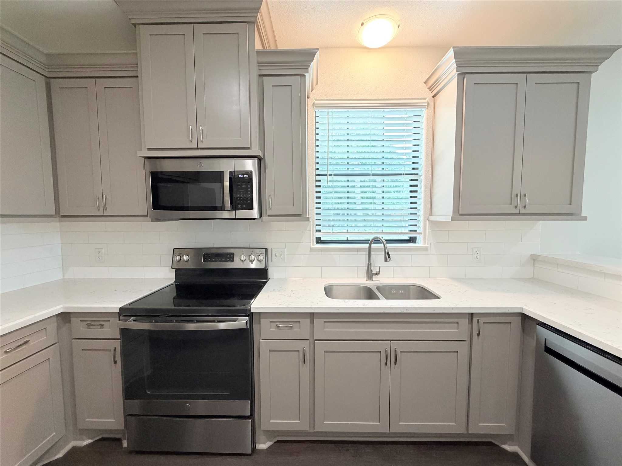 18397 Old Houston Road Conroe, TX 77302 - Photo 10 of 19