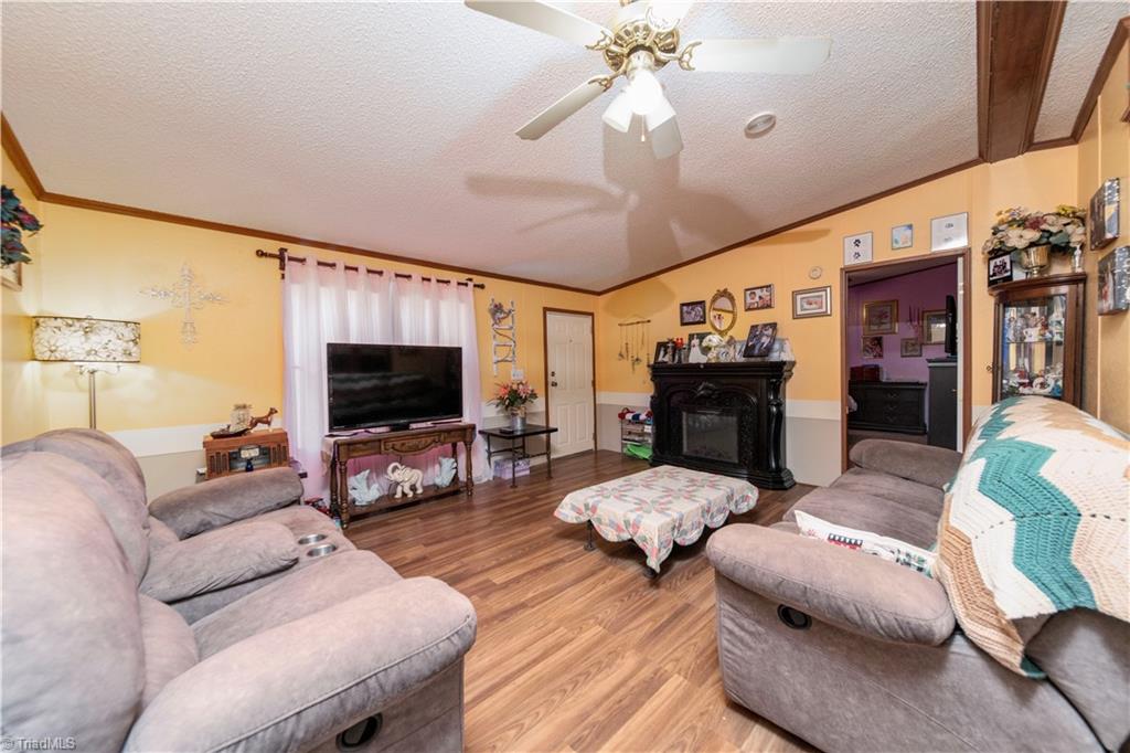 4902 Cashatt Road Trinity, NC 27370 - Photo 4 of 26