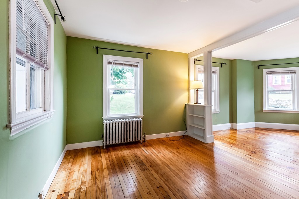 8 Garfield Street Maynard, MA 01754 - Photo 6 of 26 Gallery Image 6