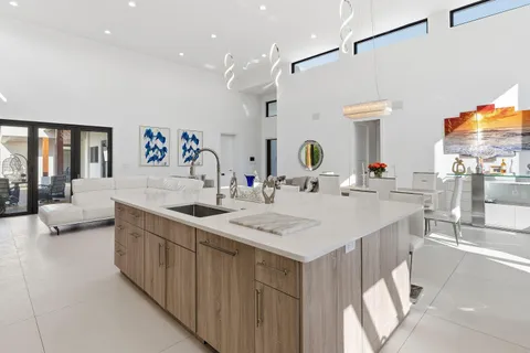 $2,900,000 | 1801 North Lakeside Drive, Lake Worth Beach, FL 33460