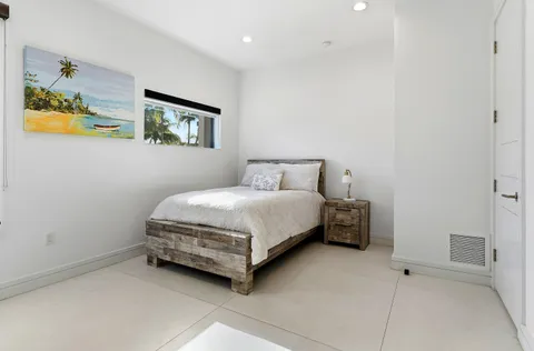 $2,900,000 | 1801 North Lakeside Drive, Lake Worth Beach, FL 33460