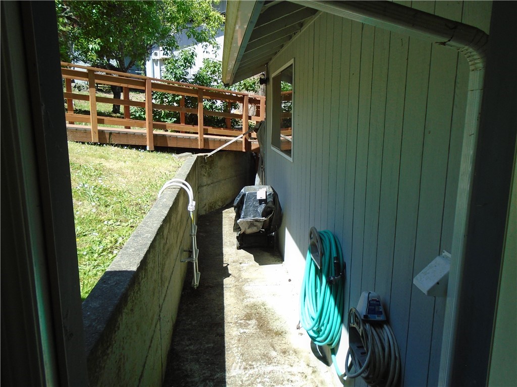 6219 Yeazell Road Southwest Longbranch, WA 98351 - Photo 23 of 27 a view of balcony