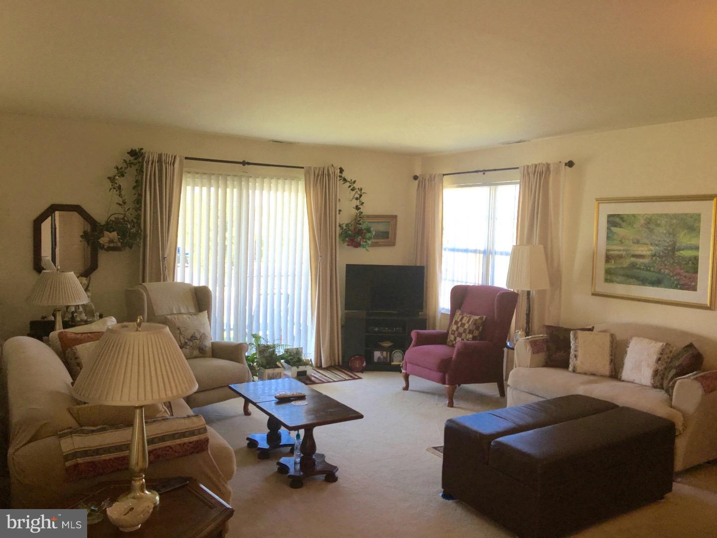 100 Alexander Road Beverly, NJ 08010 - Photo 3 of 12