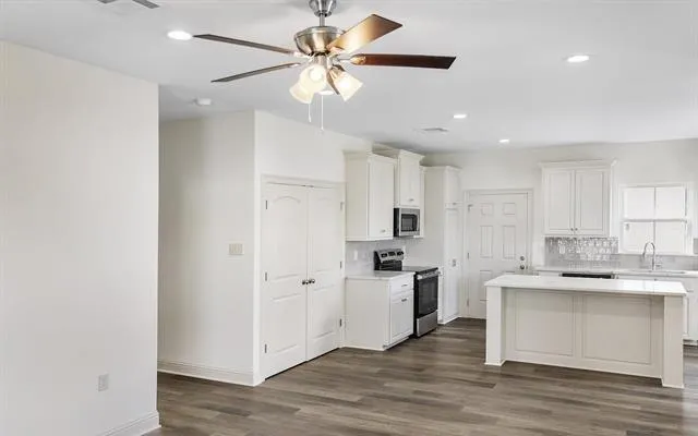 $1,785 | 6918 Goya Avenue, Unit A, Baton Rouge, LA 70806