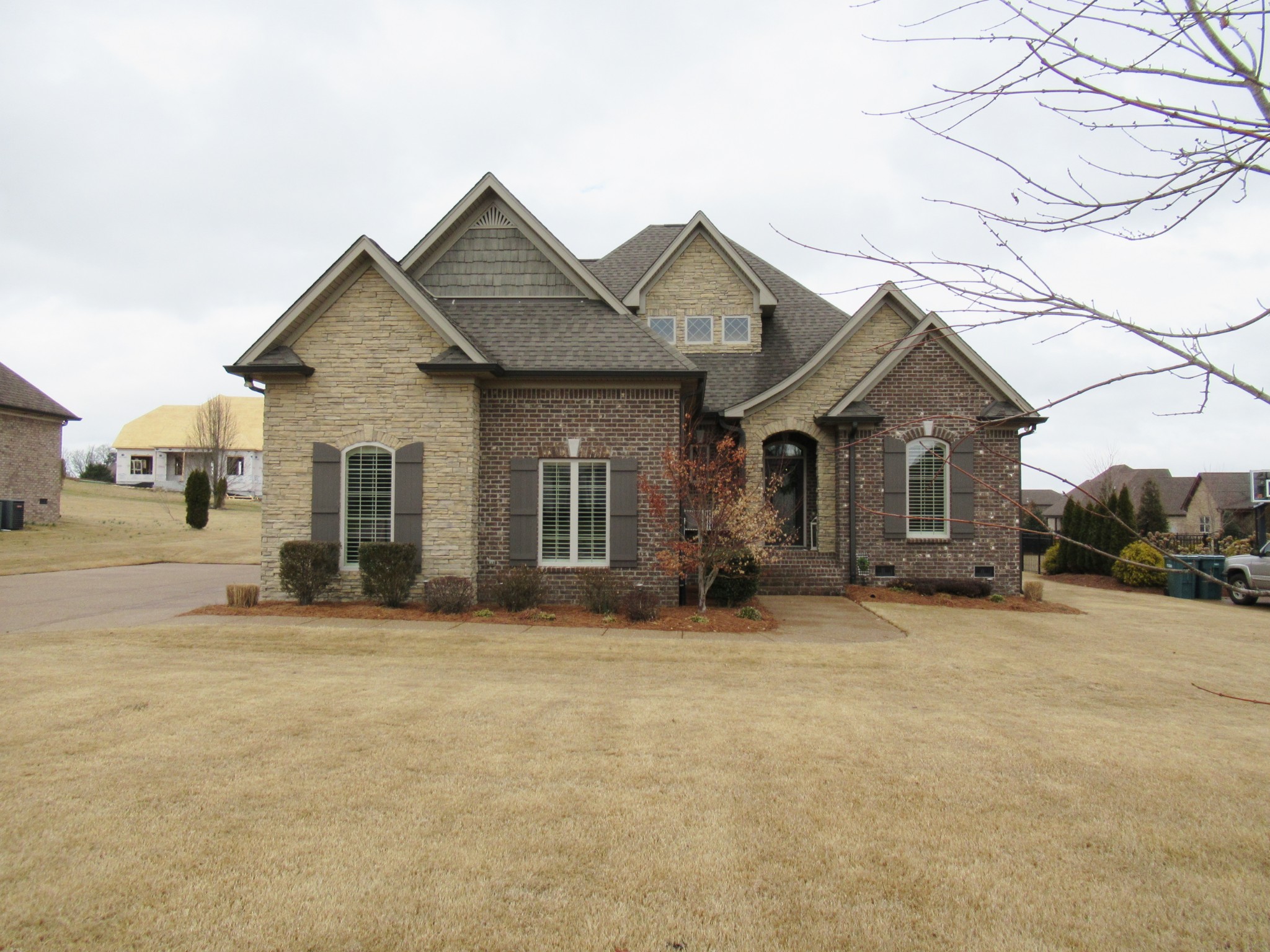 445 Huntington Drive Lebanon, TN 37087 - Photo 2 of 50 front view of a house with a yard