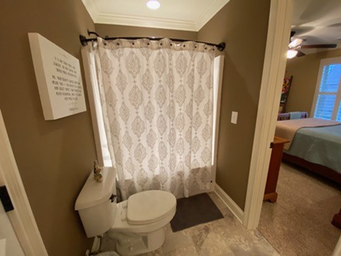 445 Huntington Drive Lebanon, TN 37087 - Photo 37 of 50 a bathroom with a sink and toilet