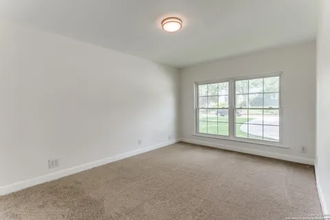 $370,000 | 216 Lyman Drive, Terrell Hills, TX 78209