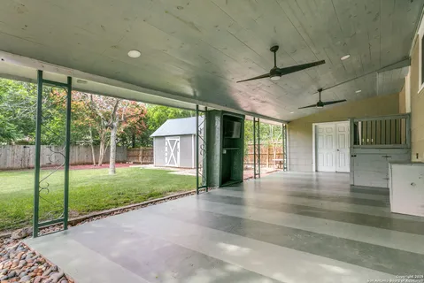 $370,000 | 216 Lyman Drive, Terrell Hills, TX 78209