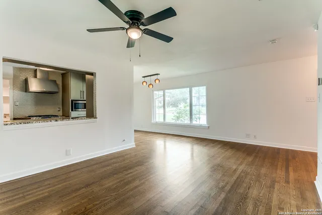 $370,000 | 216 Lyman Drive, Terrell Hills, TX 78209