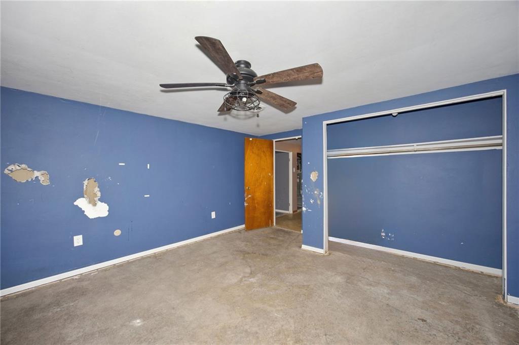 3801 Greenfield Road Allison Park, PA 15101 - Photo 31 of 39 a view of an empty room with a ceiling fan