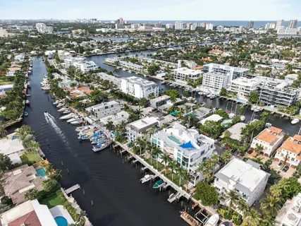 $1,999,000 | 301 Hendricks Isle, Unit 10, Fort Lauderdale, FL 33301
