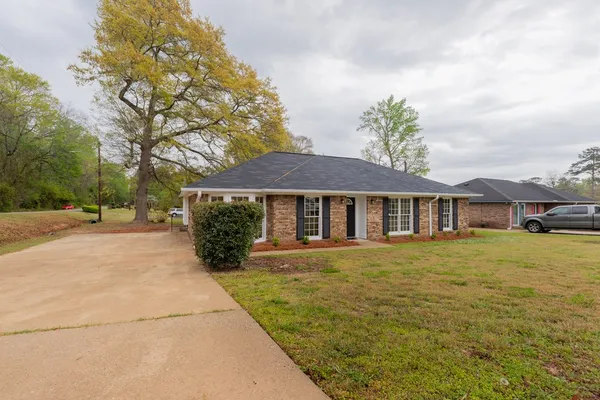 $259,900 | 1997 York Town Road, Columbus, GA 31907