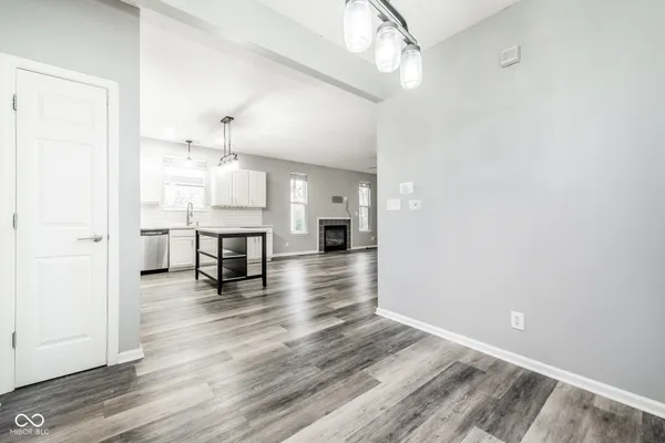 $3,200 | 2525 Central Avenue, Indianapolis, IN 46205