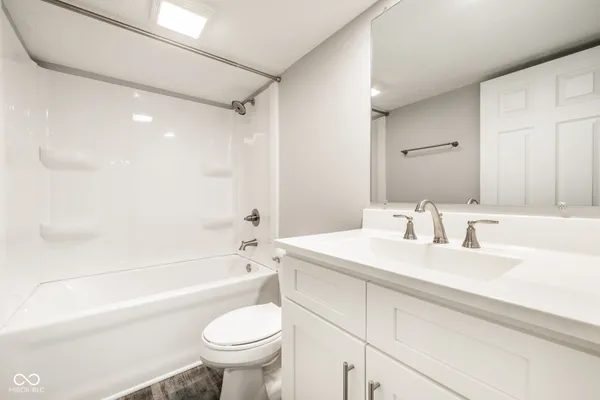 $3,200 | 2525 Central Avenue, Indianapolis, IN 46205