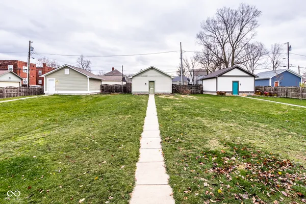 $3,200 | 2525 Central Avenue, Indianapolis, IN 46205