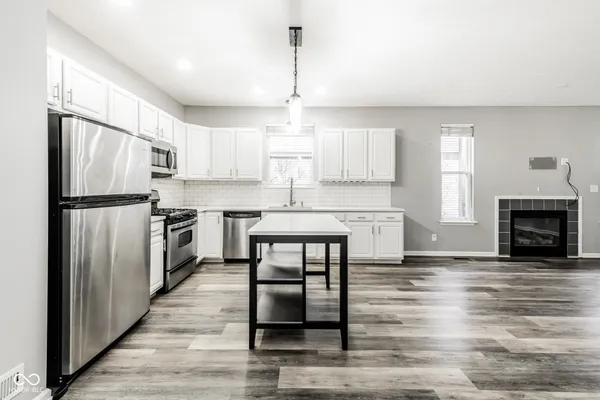 $3,200 | 2525 Central Avenue, Indianapolis, IN 46205