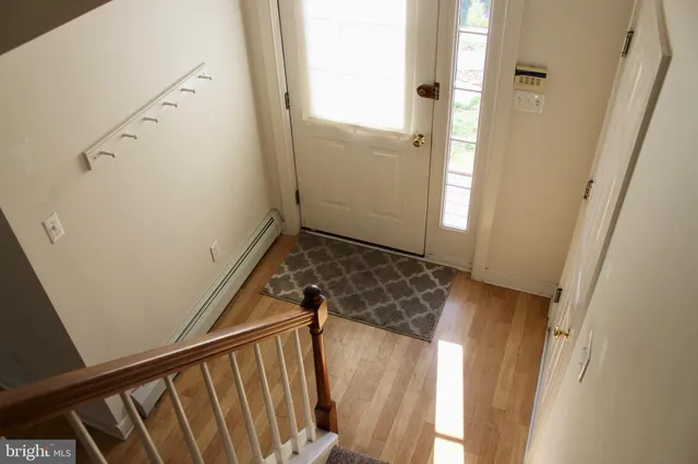 $1,950 | 40 Hidden Cove Drive, Southampton, PA 18966