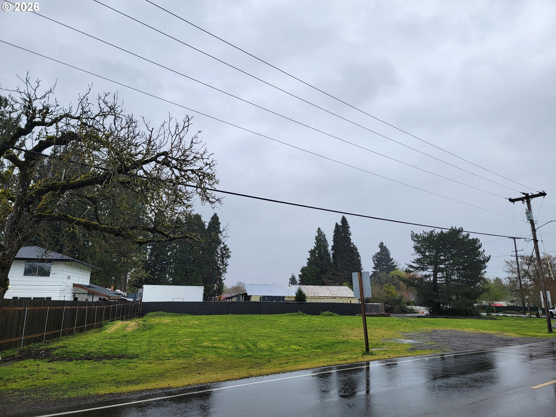 5010 Windsor Island Road North Keizer, OR 97303 - Photo 2 of 9