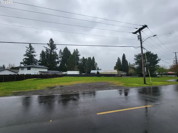 $350,000 | 5010 Windsor Island Road North, Keizer, OR 97303