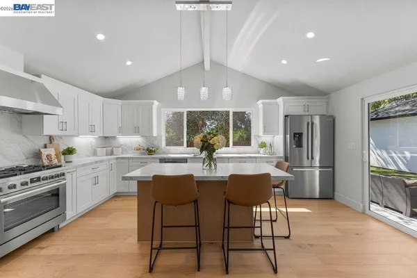 $1,899,000 | 3161 Plymouth Road, Lafayette, CA 94549