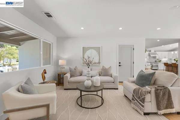 $1,899,000 | 3161 Plymouth Road, Lafayette, CA 94549