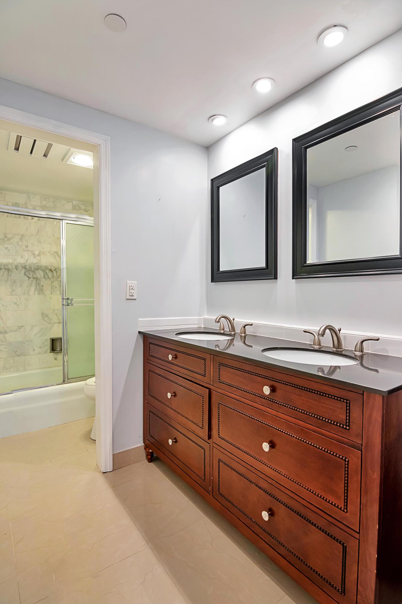 859 Jeffery Street, Unit 214 Boca Raton, FL 33487 - Photo 13 of 35 DSC_0819
