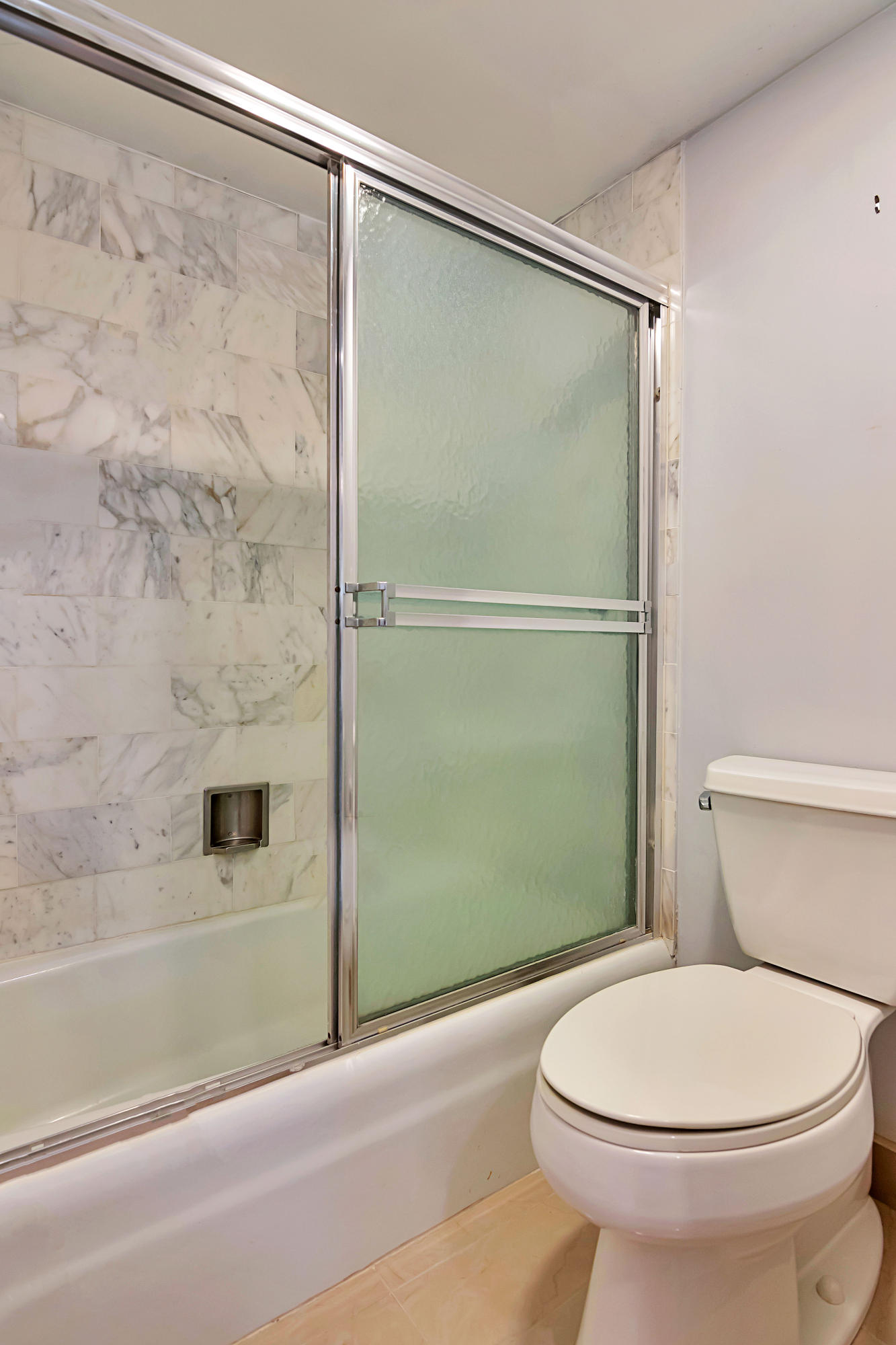 859 Jeffery Street, Unit 214 Boca Raton, FL 33487 - Photo 14 of 35 DSC_0822