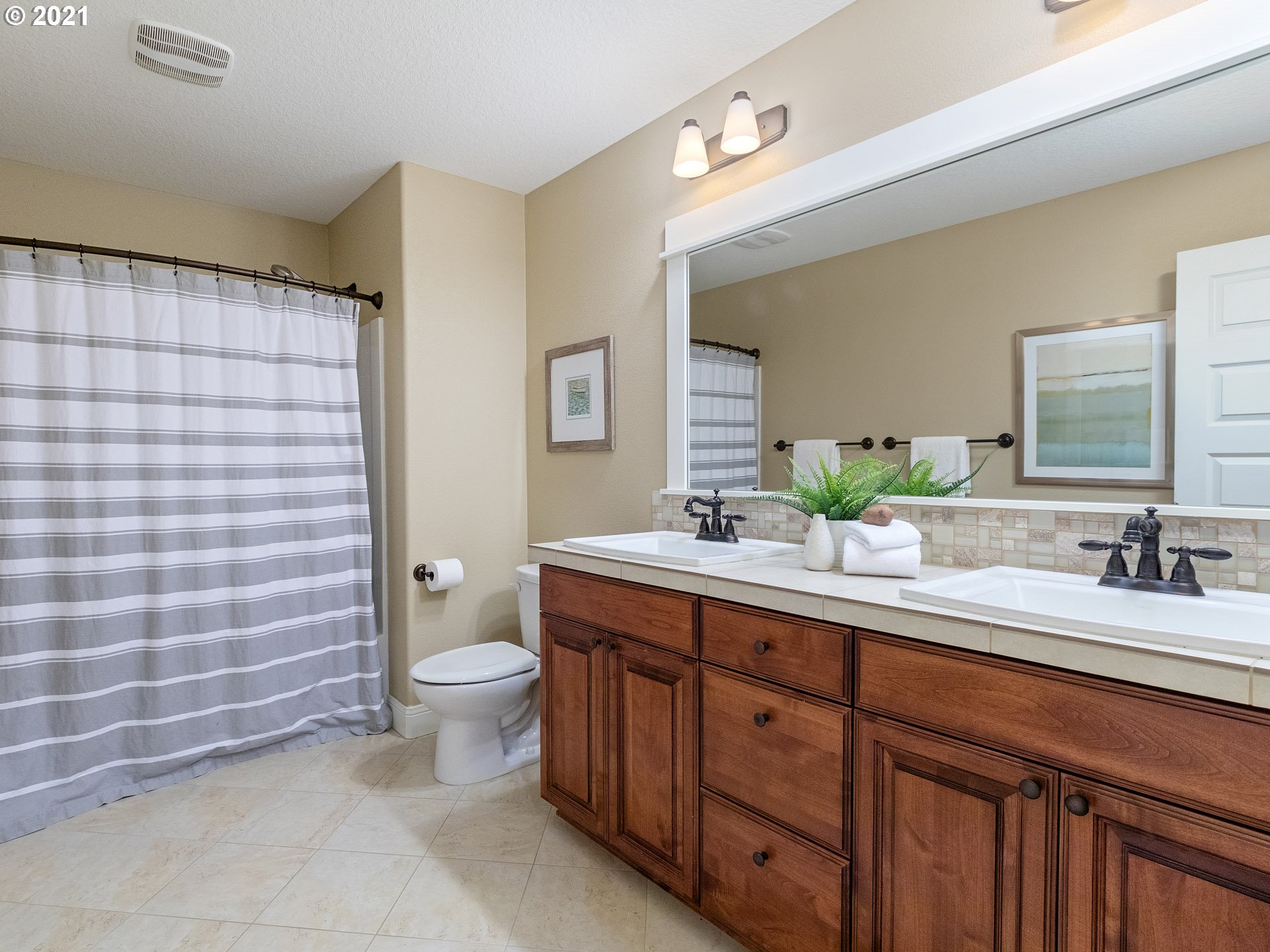 28575 Southwest Mountain Road West Linn, OR 97068 - Photo 25 of 32 Gallery Image 25