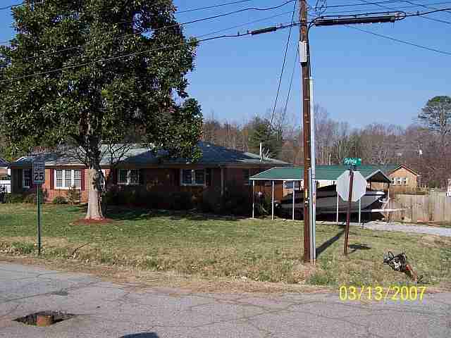 300 Sylvia Road Easley, SC 29642 - Photo 2 of 6 Gallery Image 2