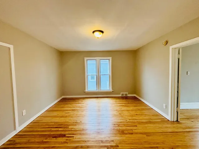 $360,000 | 2921 33rd Avenue South, Minneapolis, MN 55406