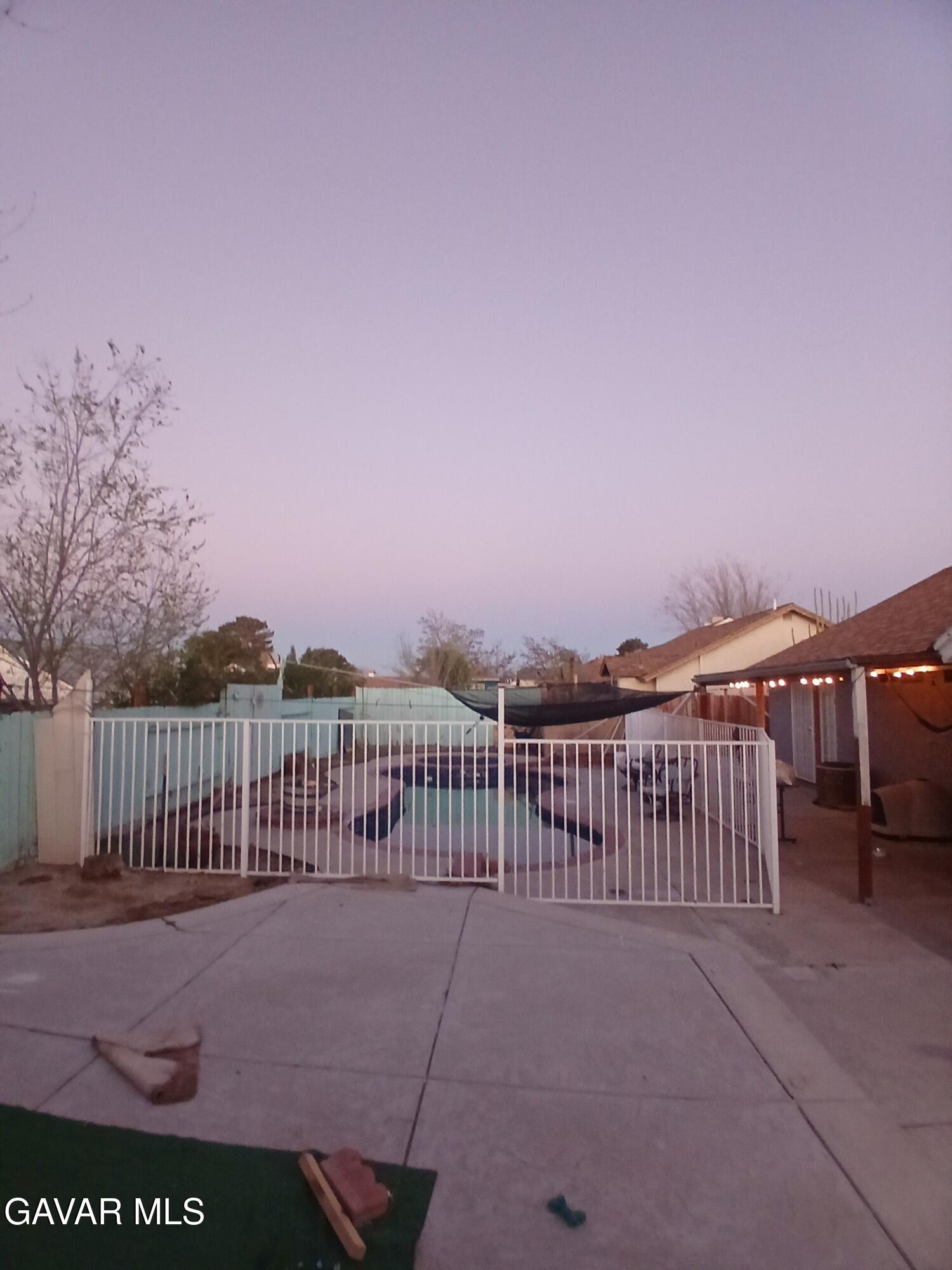 4111 Saddleback Road Palmdale, CA 93552 - Photo 19 of 23 a terrace with a city view