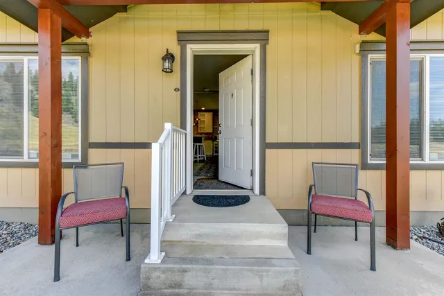 $283,000 | 10518 North Jimmy Drive, Nine Mile Falls, WA 99026