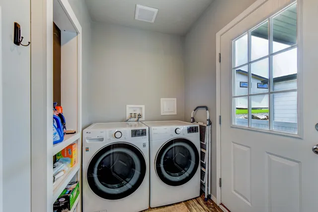 $283,000 | 10518 North Jimmy Drive, Nine Mile Falls, WA 99026