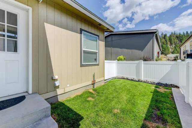 $283,000 | 10518 North Jimmy Drive, Nine Mile Falls, WA 99026