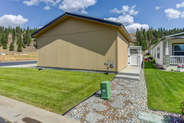 $283,000 | 10518 North Jimmy Drive, Nine Mile Falls, WA 99026